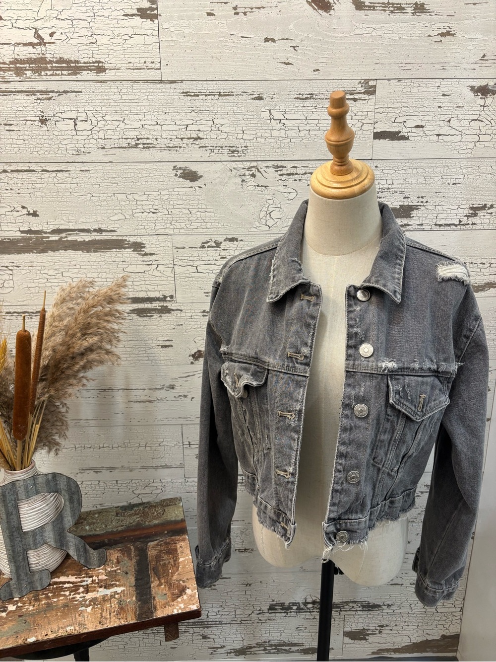 Zara Cropped Distressed Denim Jacket - Gray